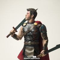 漫威真人版复仇者联盟英雄归来静态手办配真人头 真人雷神（高32厘米）