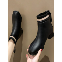 网红瘦瘦靴粗跟马丁靴2021秋冬季新款加绒方头小短靴冬季百搭女鞋
