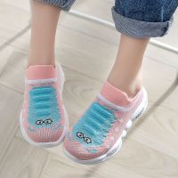 秋季新款毛毛虫儿童运动鞋透气飞织软底男女童宝宝袜子鞋小中童鞋