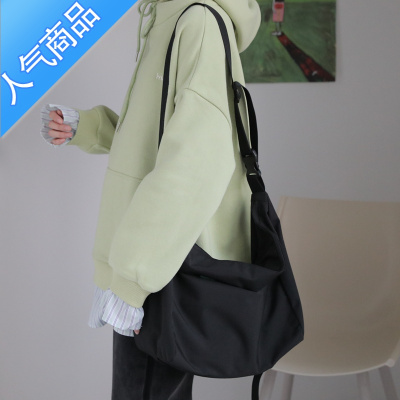 封后斜挎包女背包学生包包男大容量大学生上课书包男生通勤包单肩挎包学生书包
