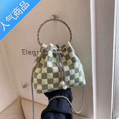 封后小众设计女2022年夏季新款时尚百搭女包褶皱格子高单肩斜挎包