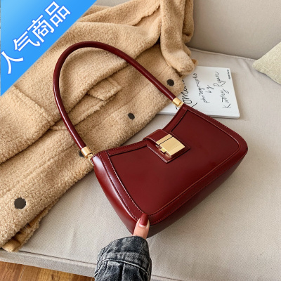 封后感红色新娘结婚包女包2022新款小众单肩小方包时尚手提腋下包女斜挎包