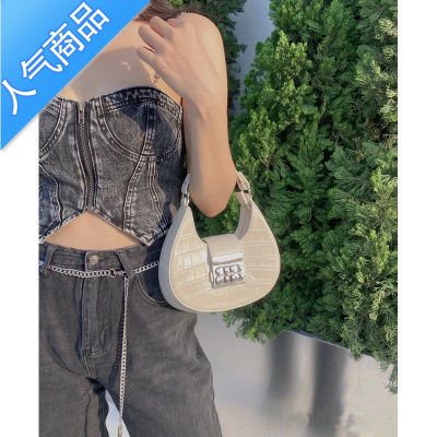 封后2022夏季新款渐变科技链条包感小众设计月牙手提包女女斜挎包