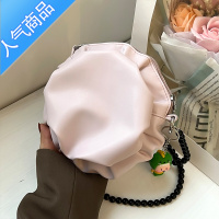 封后小众设计洋气少女褶皱小包包女2022夏季新款串珠斜挎包时尚小圆包女斜挎包