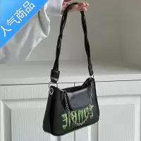 封后包包女2022新款夏季链条斜挎小众设计简约甜酷辣妹单肩腋下包女包