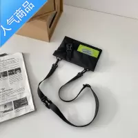 封后ins潮牌包包男迷你感夏季超火手机包日系休闲单肩斜挎包斜挎包男