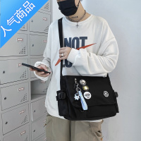 封后斜挎包男士潮牌工装挎包日系ins背包女休闲单肩包学生斜跨包单肩包男