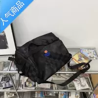 封后大容量斜挎包男生单肩包日系潮牌邮差挎包简约街头运动学生背包女单肩包男