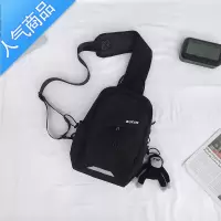 封后斜挎包男ins潮牌运动小背包男士挎包休闲日系胸包男生2022新款潮