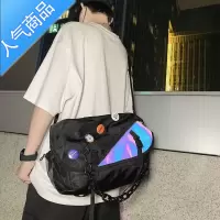 封后原创ins包包2021新款包包男大学生单肩斜挎包男设计感潮牌街头潮