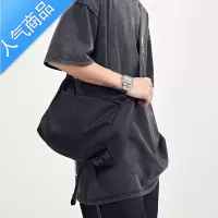 封后简约休闲斜挎包男士轻便防水运动背包女学生日系邮差包潮牌单肩包单肩包男