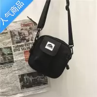 封后单肩包男士包包夏天休闲运动小包背包日系跨包ins潮牌斜挎包男包