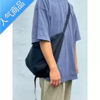 封后潮牌原宿日系百搭超轻包防水男生单肩包女生斜挎包单肩包男