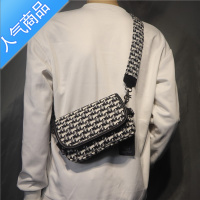 封后mk帆布男士轻奢单肩斜挎包钱包手机包时尚男女黑白格子小包潮斜挎包男