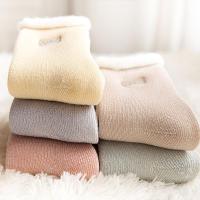 雪地袜子女秋冬季加绒加厚睡眠韩国日系毛巾地板袜保暖毛圈中筒袜