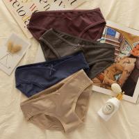 日系全棉透气性感无痕女士内裤中腰纯棉亲肤舒适内裤少女三角短裤