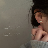 someday if/金银拼色爱心耳钉女ins风简约小巧甜酷耳饰耳环