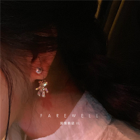 小熊耳钉2021新款潮耳环韩国气质会动的网红超仙精致可爱耳饰品女