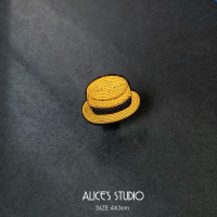 夏季新款法国手工印度丝刺绣小帽金帽草帽时尚趣味胸针潮流饰品