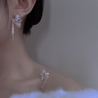 耳饰女夏耳钉2021年新款潮小众耳环高级感蝴蝶不规则设计感饰品