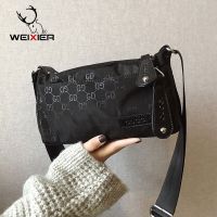 2020新款轻便潮流洋气牛津布女包单肩斜挎包时尚百搭尼龙实用小包