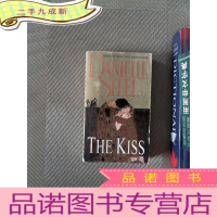 正 九成新DANIELLE STEEL THE KISS