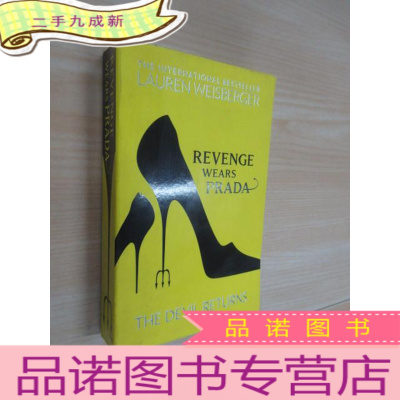 正 九成新英文书 REVENGE WEARS PRADA 32开 420页 详见图片