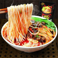 广西柳州螺丝粉300g袋装酸辣粉螺蛳粉螺狮粉袋装一整箱批发非火鸡面