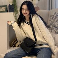 尤柯鸟(yoekbird) 新春优惠时尚韩潮 v领毛衣女宽松套头时尚条纹撞色新款春装厚上衣