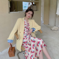 尤柯鸟(yoekbird) 新春优惠时尚韩潮 时髦鹅色小西装收腰显瘦长袖印花连衣裙