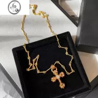 JiMiK罗心~缠花金色项链女轻奢小众高级感情侣复古锁骨颈链男