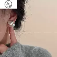 JiMi设计感珍珠爱心耳环高级感轻奢耳钉女复古心形耳饰脸大适合的耳坠