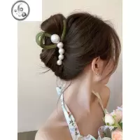 JiMi挺能抓的~简约抓夹女2023新款珍珠发夹女后脑勺鲨鱼夹头饰高级感