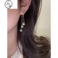 JiMi网红时尚一半珠珠一半锆石流苏耳环女轻奢高级感精致修饰脸型耳饰