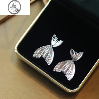 JiMi银色鱼尾耳环2023新款韩国气质冷淡风小众设计高级感耳钉银针