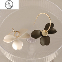 JiMi925银针高级感哑光花瓣耳坠女不对称小众设计感耳环夸张秋冬耳饰