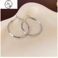 JiMi辣妹耳圈轻奢高级感小众气质冷淡风夸张耳饰网红蚊香盘无耳洞耳夹