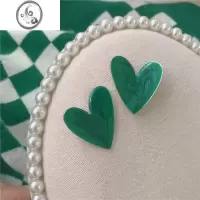 JiMi复古绿色+白色爱心耳环~韩国ins小众设计感桃心耳钉女耳饰耳夹潮