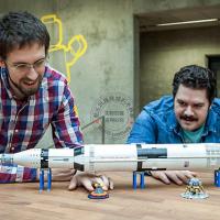 航天飞机土星五号神舟飞船兼容乐高拼装积木玩具21309 土星五号火箭