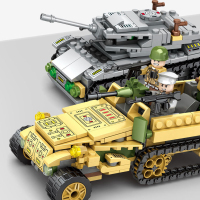 钢铁帝国同款坦克装甲车拼装积木8合2小颗粒装甲军团人仔合体重甲战车男孩小朋友节日玩具礼物