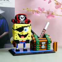 学生同桌手工礼物桌面摆件海绵宝宝派大星笔筒文具收纳小颗粒积木