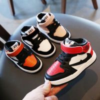 儿童板鞋2020秋季小童中高帮运动鞋单鞋软底防滑1-3岁5宝宝学步鞋
