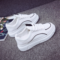 2020秋季新款韩版运动鞋女学生百搭帆布板鞋休闲ins超火小白鞋女