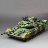 小号手拼装军事模型 仿真1/35俄罗斯T80BVD主战坦克05581飞行坦克 模型+胶水