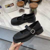 xeejee玛丽珍单鞋女2021新款粗跟复古女鞋百搭一字扣奶奶鞋浅口小皮鞋