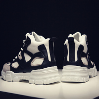 些久特大码45马丁靴男鞋46休闲运动鞋男潮鞋高帮韩版青春潮流板鞋短靴