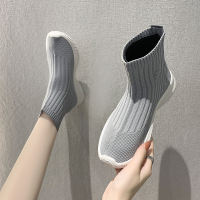些久短靴女秋季单靴2021新款软底高帮休闲弹力瘦瘦靴针织袜靴子