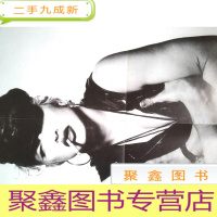 正 九成新歌迷点登音像世界赠Madonna 海报