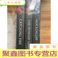 正 九成新the hunger game mockingjay catching fire 三册合售