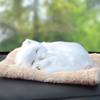 网红漂亮内饰宠物狗摆设轿车小狗狗车内饰品摆件男士车用汽车挂。 I[纳米矿晶活性炭包]大号-小白猫-买一